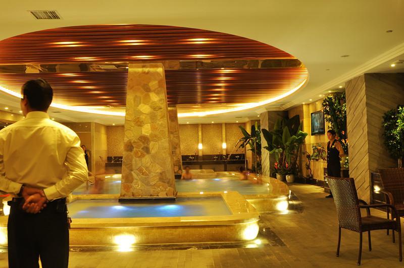 Best Western Plus Grand Hotel Zhangjiajie Exterior photo